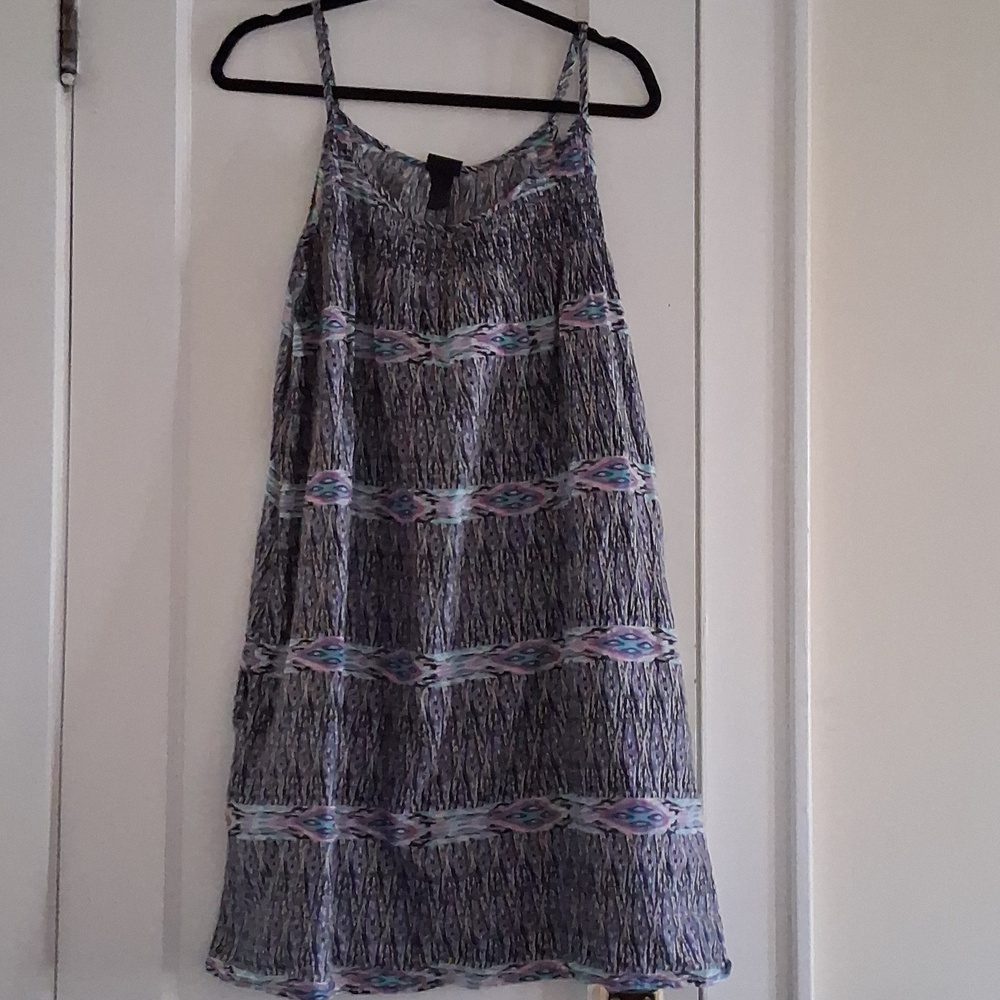 H and M Multicolor Patterned Dress